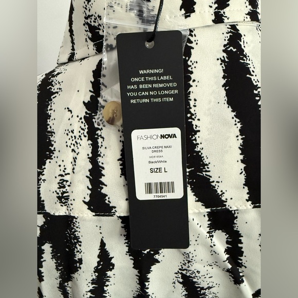 Fashion Nova Black and White Long Sleeve Dress - Picture 6 of 7